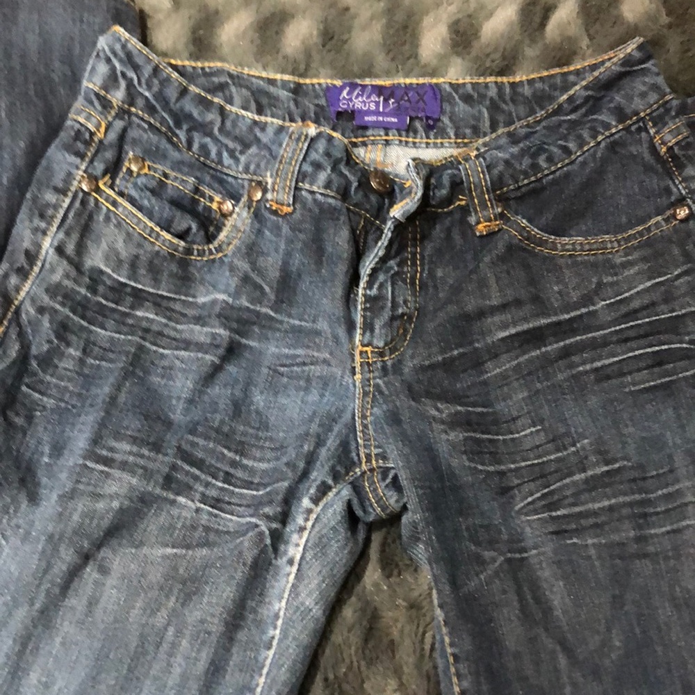 Miley Cyrus jeans